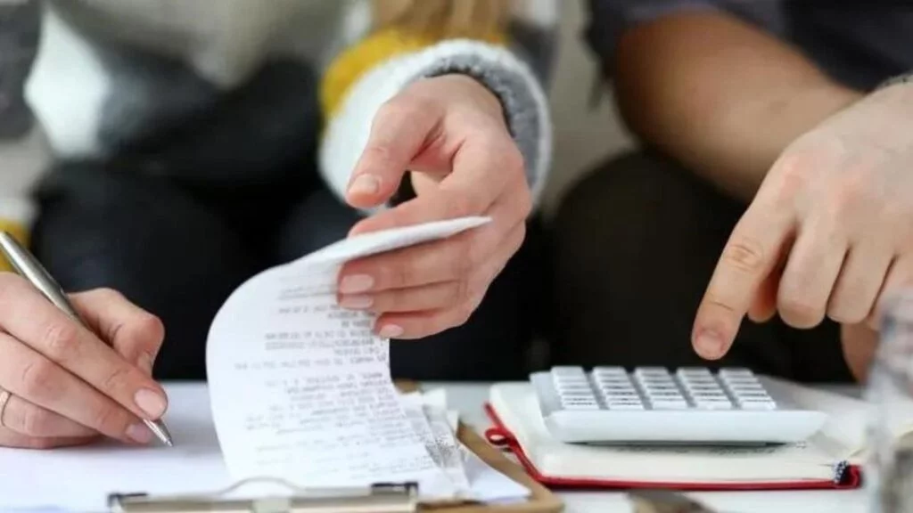 Who is Required to Withhold Massachusetts State Income Tax